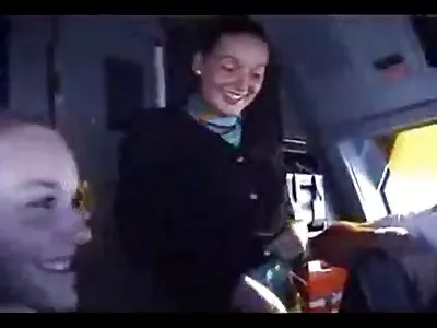 Jonge knul wint jackpot neukende kut van Ebony MILF gratis seksfilms vagina met krullend haar