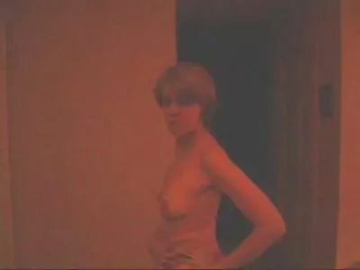 Grote lul glijdt gratis extreme sexfilms diep in ronde kont van hete meid