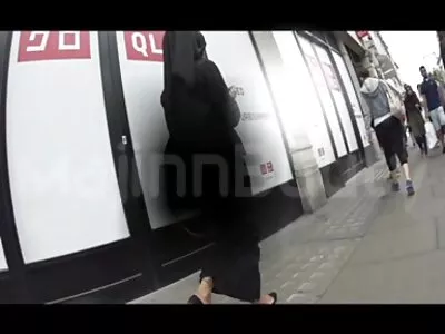 Babe geniet van macht over weerloze vriend sexfilm ouderen die haar nagelt