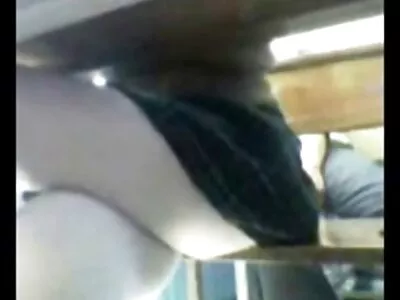 Gelukkige Russische hunk neukt twee tengere online sexfilmpjes amateurkuikens