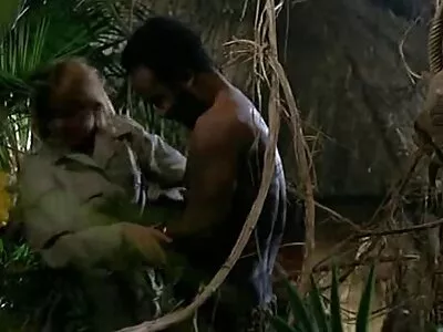Blonde gesleept in geweldig lesbisch trio met stiekem sexfilm strapon