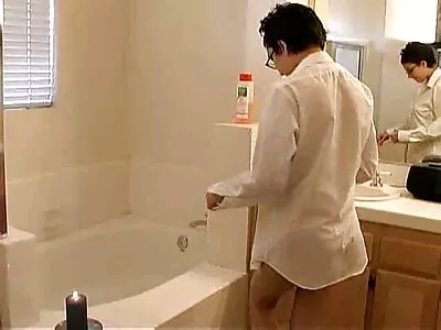 Japanse teef krijgt gratis gay sexfilms plezier van poesjeneuken bij het zwembad