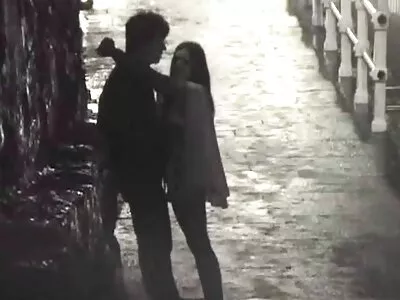 Man heeft een kans om zijn geliefde sexfilm voor vrouwen vrouw te bevredigen met strakke kont